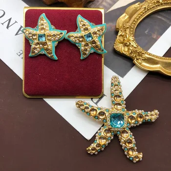 Французская романтическая средневековая модель в виде голубой морской звезды со стразами и жемчужными серьгами, брошь из туманного золота